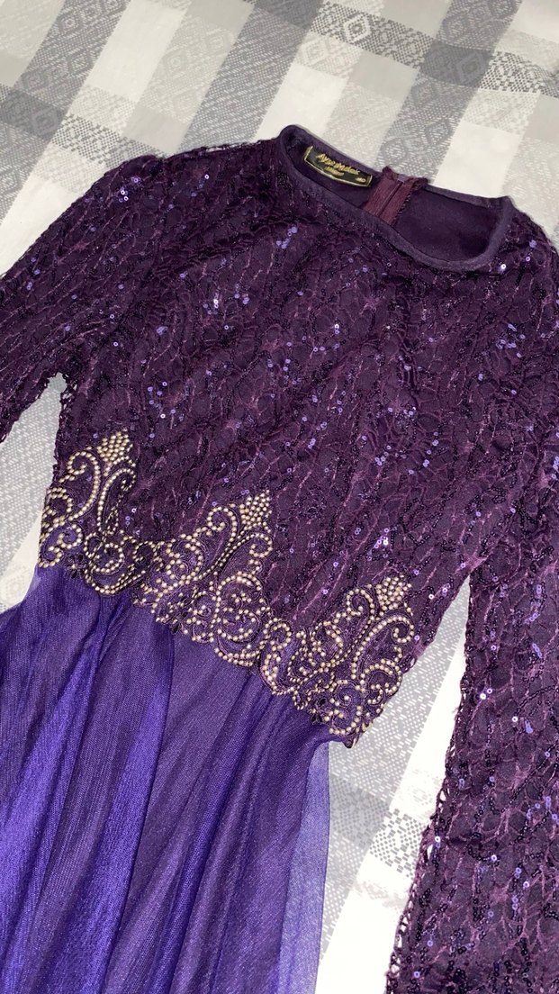 Uzun Kollu Mor Dantel İşlemeli düğün Elbisesi - Görsel 2