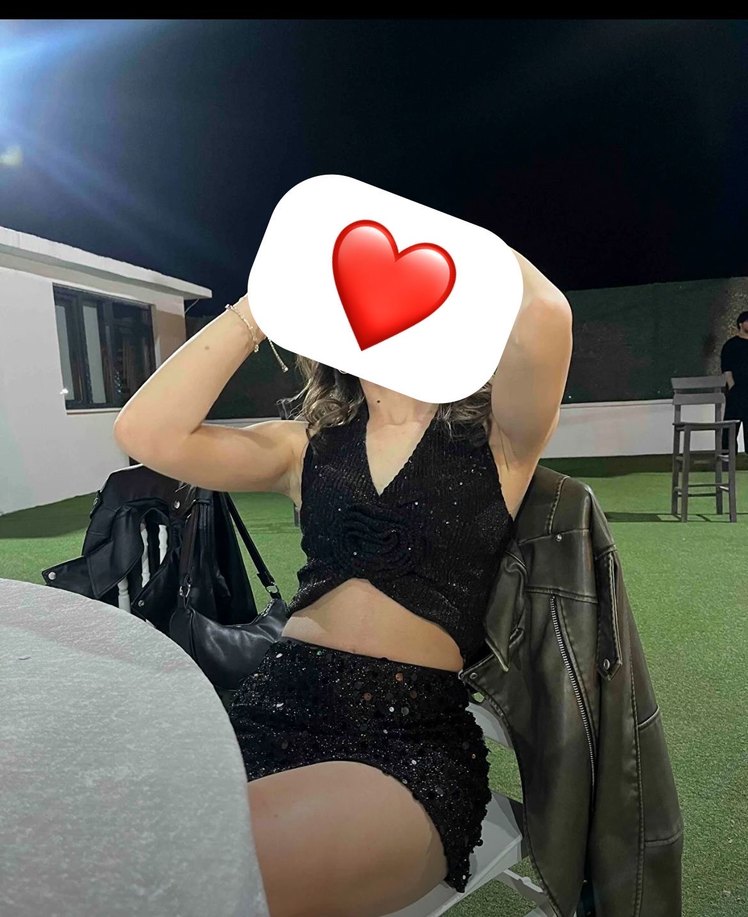 V Yaka Siyah Örgü  pullu Mini Büstiyer - Görsel 3