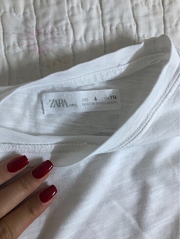 Zara Beyaz body ve kot pantolon