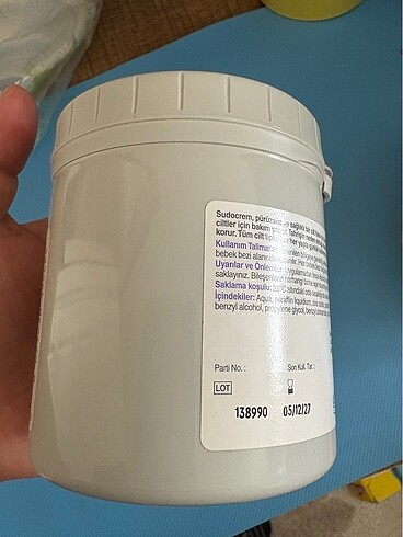 Beden Renk Sudocrem bebek bakım kremı sıfır hiç açılmamış üründür
