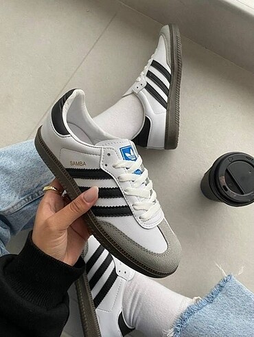 Adidas Spor Ayakkabı