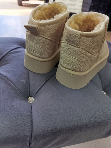 38 Beden camel Renk UGG Bot
