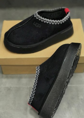 Ugg Zincir Detaylı Siyah Platform Terlik