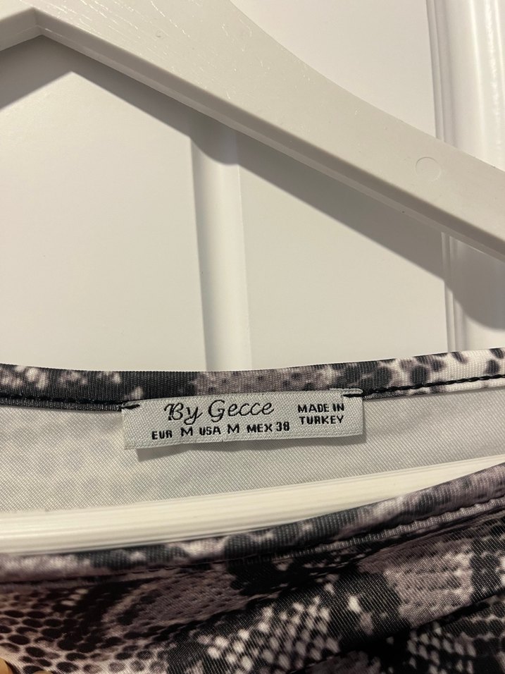 Yılan Desenli Gri Midi Mini Elbise - Görsel 2