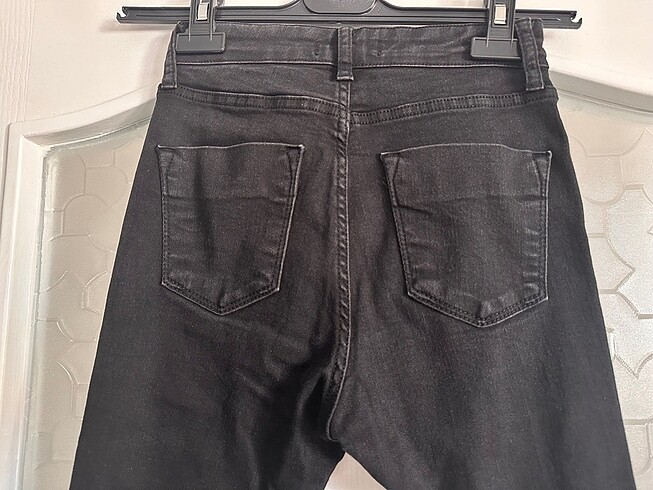 28 Beden siyah Renk ADDAX SİYAH SKINNY JEAN