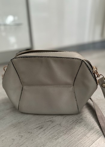 Gri Kadın Çapraz Çanta - Görsel 2