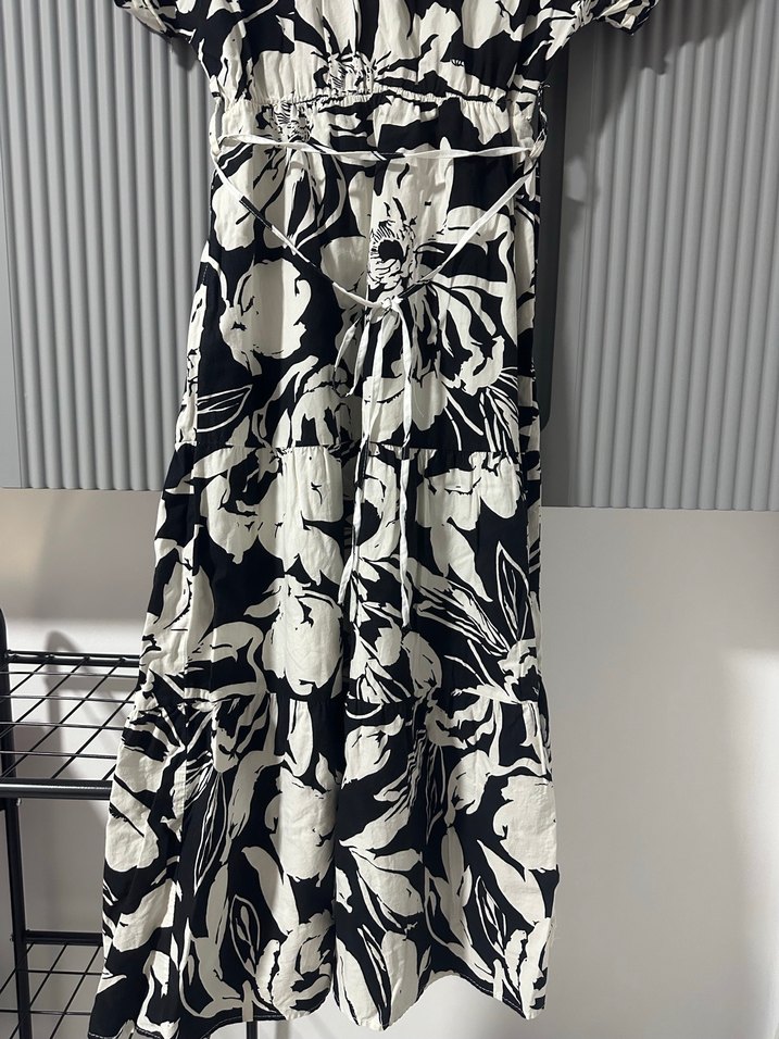 Siyah Beyaz Desenli Uzun Kadın Yazlık Elbise - Görsel 4