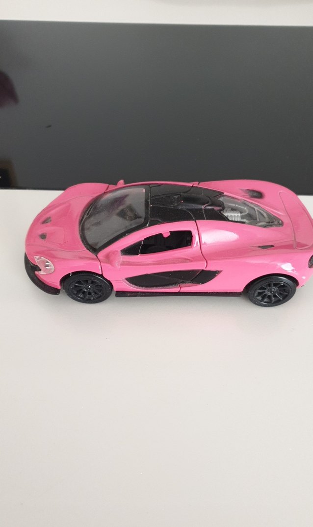 Pembe Oyuncak Araba - Görsel 2