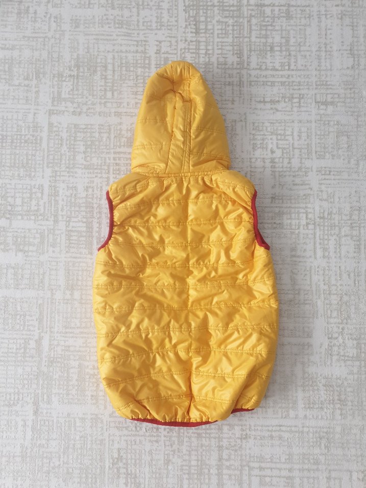 Kapüşonlu Sarı Kırmızı Fermuarlı Şişme Yelek - Görsel 3