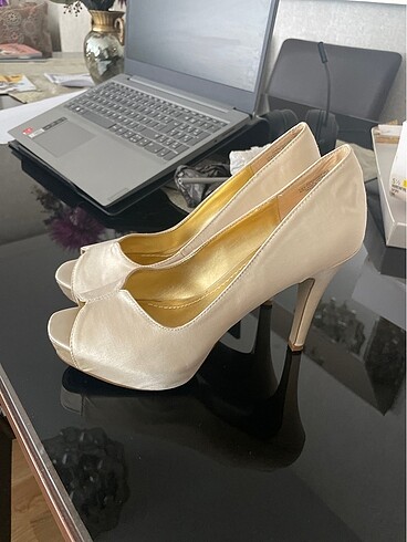 36 Beden Nine west abiye