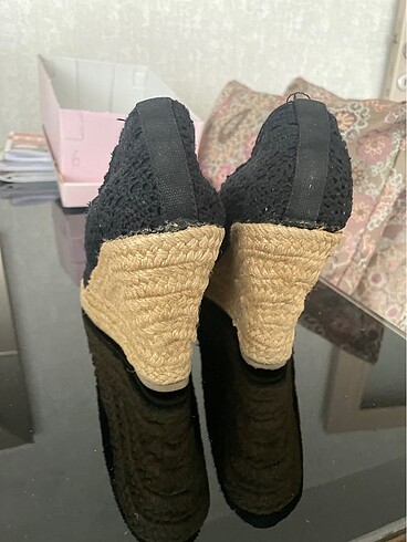 35 Beden Tamamen dantel , yazlık platform ayakkabı 35 numara