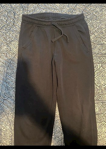 yağmurluk 4 kazak 3 gömlek 3  pantolon  1 şort - Görsel 8