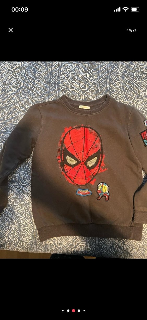 yağmurluk 4 kazak 3 gömlek 3  pantolon  1 şort - Görsel 3