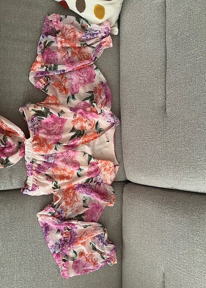 Çiçekli elbise - Görsel 2