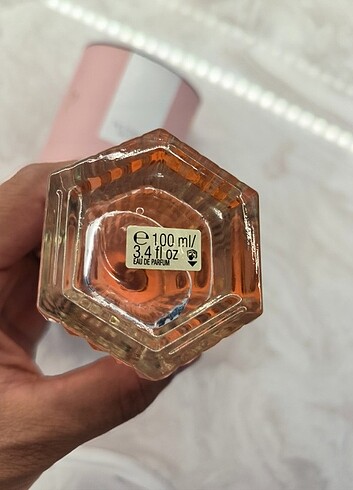 Victoria s Secret VİCTORİA SECRET LOVE 100 ML EDP