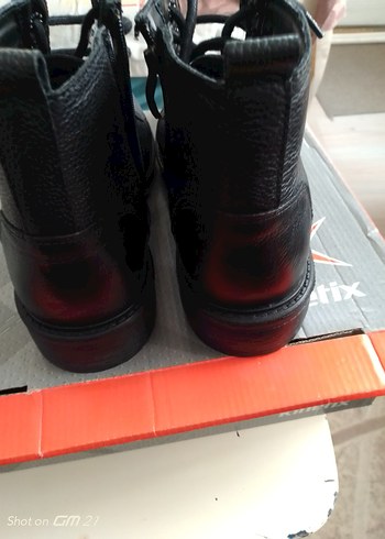 Siyah Deri Bağcıklı Kinetix 43 no bot fermuarlı bacaklı - Görsel 5