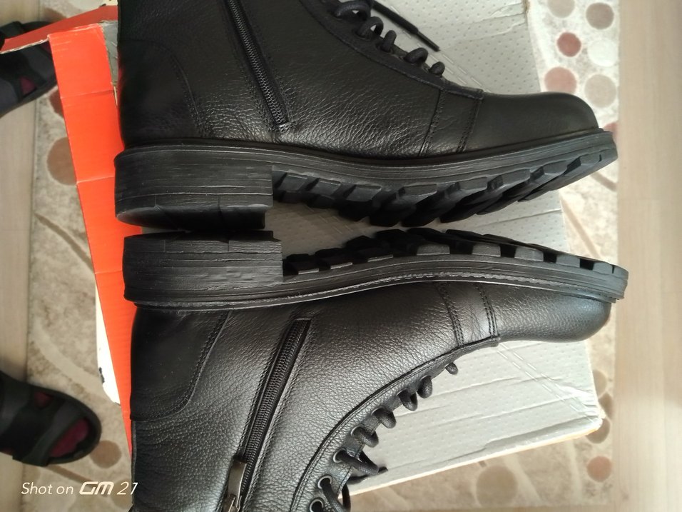 Siyah Deri Bağcıklı Kinetix 43 no bot fermuarlı bacaklı - Görsel 4