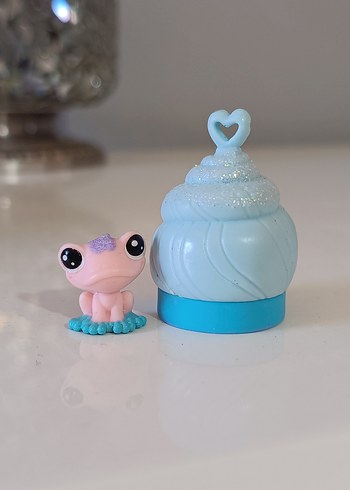 LPS Minişler Pastel Mavi Deniz Kabuğu ve Minik Figür
