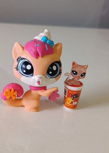 Beden dondurmacı kedi Minişler