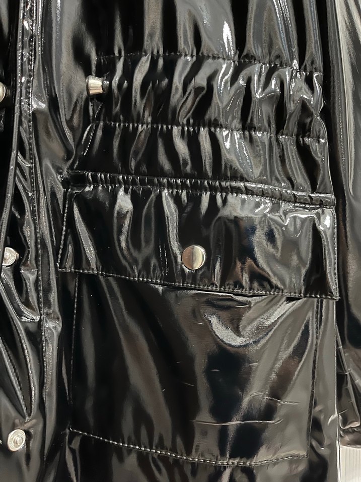 Kadın Siyah Parlak Deri Ceket, yağmurluk - Görsel 2