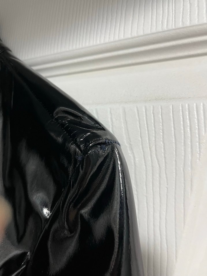 Kadın Siyah Parlak Deri Ceket, yağmurluk - Görsel 4