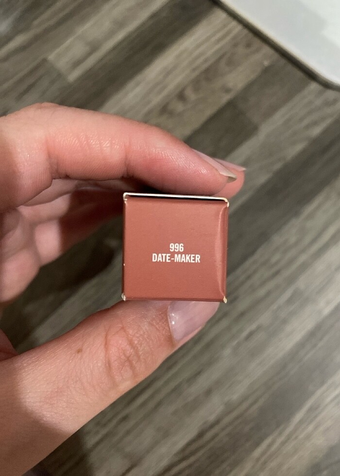 Mac- powder kiss likit ruj-date maker - Görsel 2