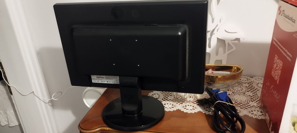 Siyah LG Monitör - Görsel 2