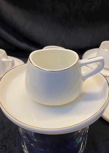 Beyaz Seramik Kahve Fincanı ve Tabağı Seti - Görsel 3