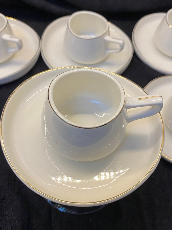 Beyaz Seramik Kahve Fincanı ve Tabağı Seti - Görsel 5