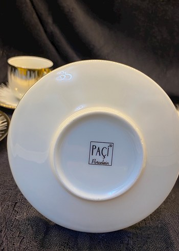 Altın Renkli 6'lı Kahve Fincanı ve Tabağı Seti - Görsel 4