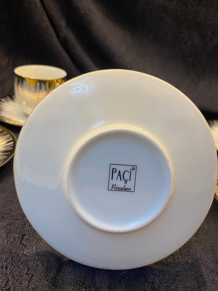 Altın Renkli 6'lı Kahve Fincanı ve Tabağı Seti - Görsel 4