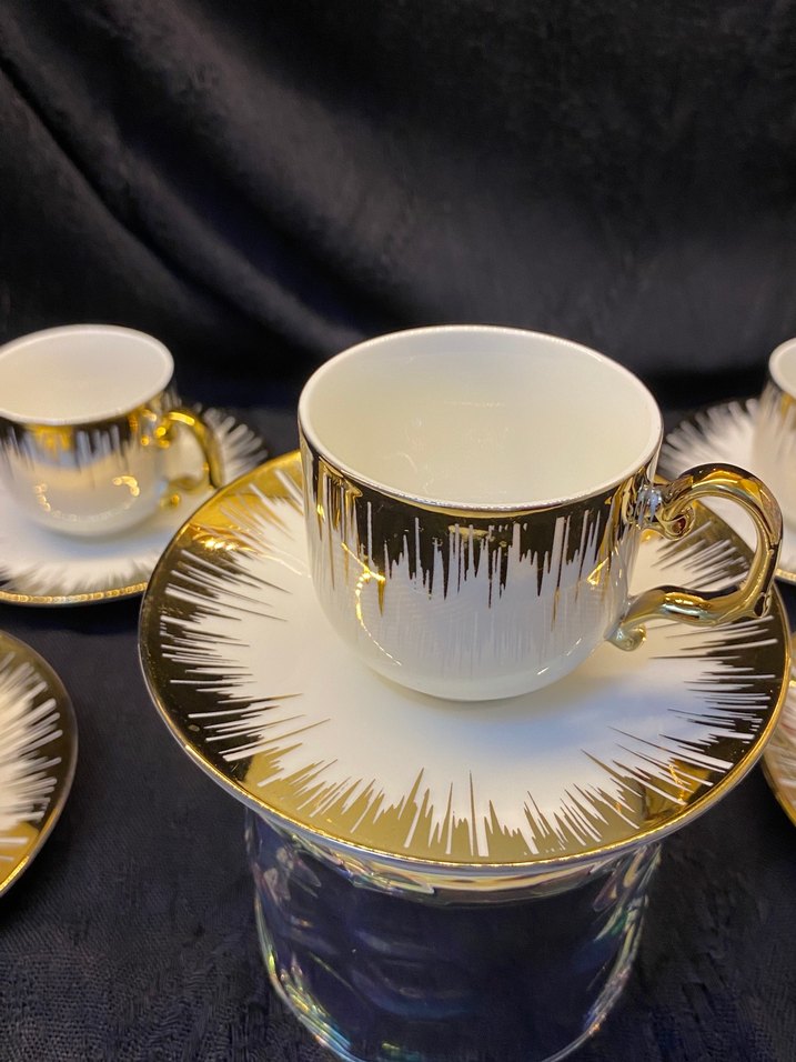 Altın Renkli 6'lı Kahve Fincanı ve Tabağı Seti - Görsel 2