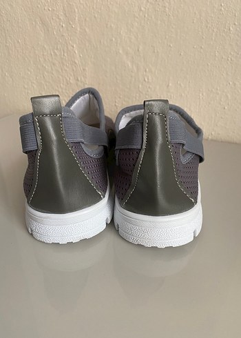 Adidas Gri Kadın Spor Ayakkabı - Görsel 3