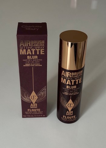 Charlotte Tilbury Mat Matlaştırıcı Sabitleyici Sprey