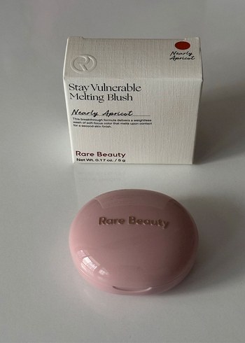 Rare beauty nearly apricot krem allık