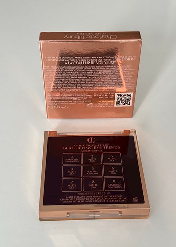  Beden Charlotte Tilbury Far paleti