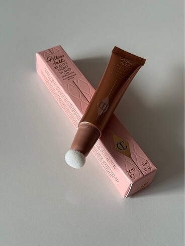 Beden Charlotte Tilbury pillow talk highlighter