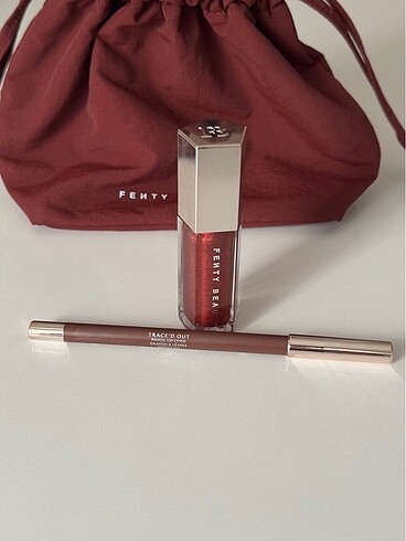 Beden Renk Fenty beauty chocolate cherriez set
