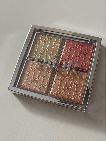 Dior Dior glow face palette 004 rose gold