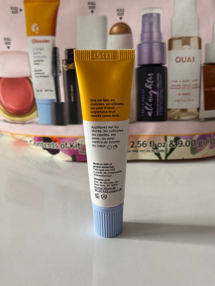 Glossier Mango Balm Dotcom lip balm - Görsel 3