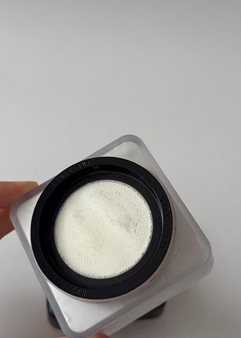 Huda Beauty Huda Beauty Easy Bake Pudra - Sugar Cookie