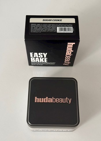 Huda Beauty Easy Bake Sugar Cookie pudra - Görsel 2