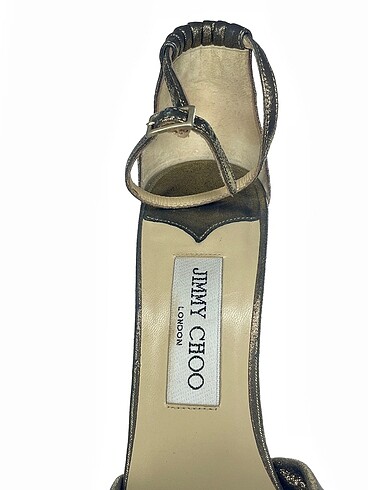 38 Beden çeşitli Renk Jimmy Choo Dolgu Topuk %70 İndirimli.