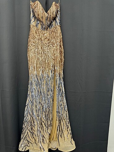 Şık pullu abiye - Görsel 6