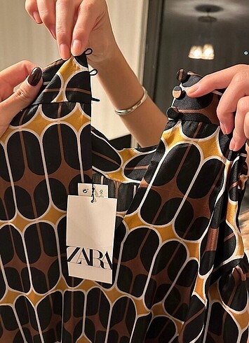 Zara ETIKETLI ZARA ELBISE