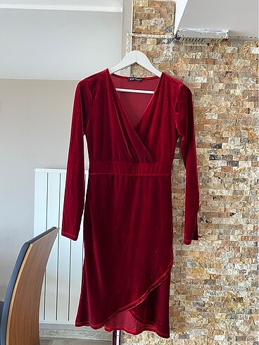 Bordo kadife elbise