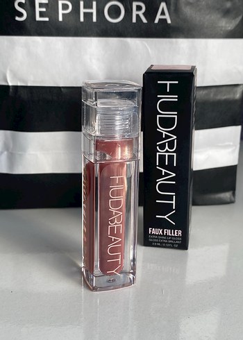 Huda Beauty Gloss