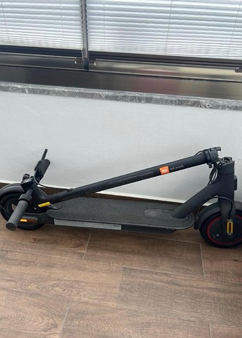Xiaomi Mi Pro 2 Elektrikli Scooter - Görsel 2