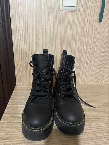 37 Beden Kadın Postal