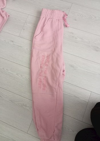 Pembe Nakışlı Kadın Eşofman Alt üst